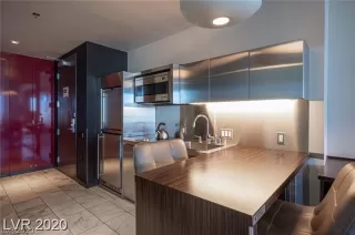 Photo #5: 2241982 Listing 