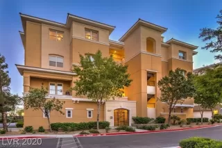 Photo #1: 2242111 Listing