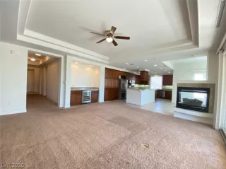 Photo #2: 2242111 Listing