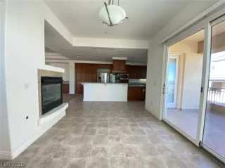 Photo #6: 2242111 Listing