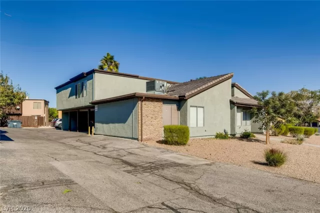 MLS: 2242128 Condo For Sale