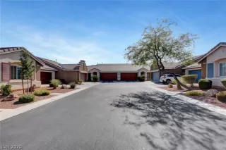 Photo #1: 2242157 Listing