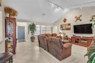 Photo #1: 2242171 Listing 
