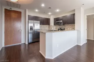 Photo #6: 2242264 Listing