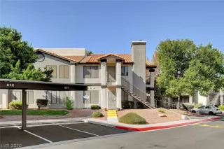 Photo #1: 2242288 Listing