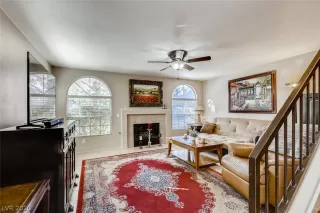 Photo #3: 2242296 Listing