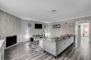 Photo #1: 2242325 Listing 