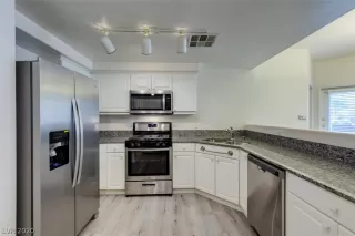 Photo #1: 2242346 Listing