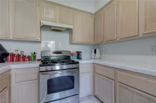 Photo #5: 2242375 Listing 