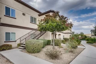 Photo #1: 2242377 Listing 