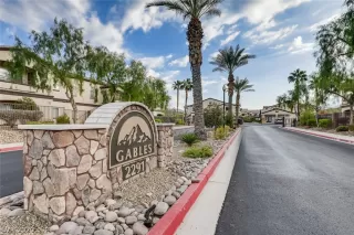 Photo #2: 2242377 Listing 