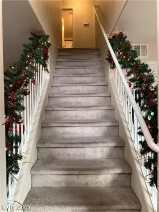 Photo #2: 2242406 Listing