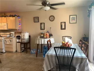 Photo #3: 2242406 Listing