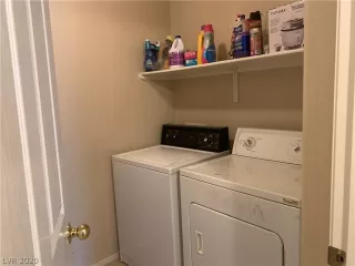 Photo #6: 2242406 Listing