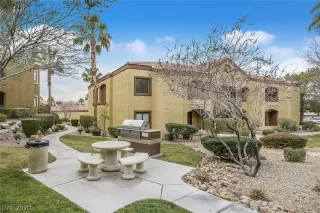 Photo #4: 2242456 Listing 