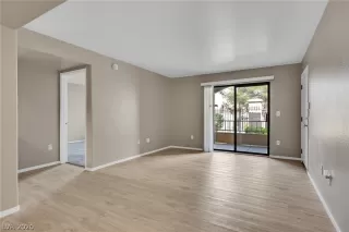 Photo #6: 2242456 Listing 