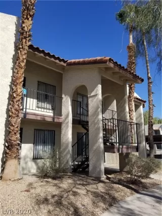 Photo #1: 2242540 Listing