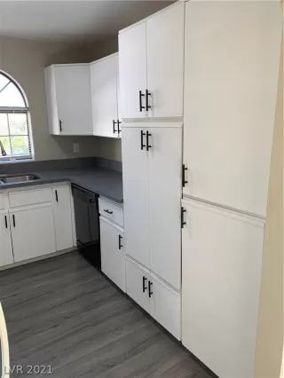 Photo #4: 2242574 Listing 