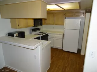 Photo #1: 2242587 Listing 