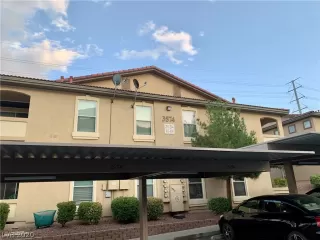 Photo #5: 2242592 Listing