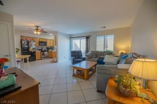 Photo #5: 2242606 Listing 