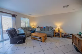 Photo #6: 2242606 Listing 