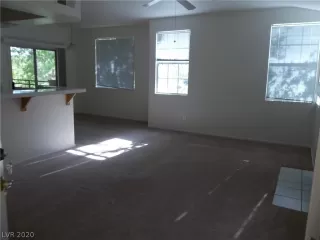 Photo #2: 2242642 Listing 