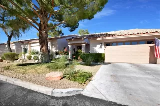 Photo #3: 2242649 Listing