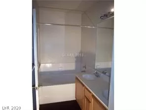 Photo #5: 2242652 Listing 