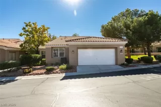 Photo #1: 2242737 Listing 