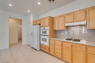 Photo #5: 2242737 Listing 