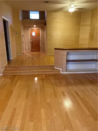 Photo #2: 2242749 Listing 