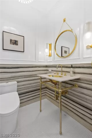 Photo #3: 2242791 Listing