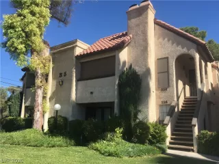 Photo #2: 2242829 Listing 