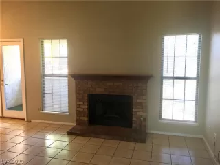 Photo #3: 2242829 Listing 