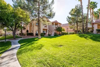 Photo #1: 2242839 Listing