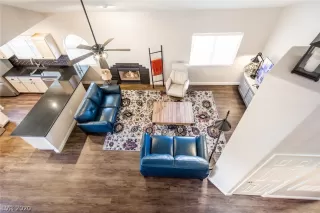 Photo #5: 2242839 Listing