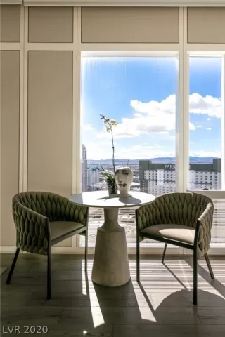 Photo #3: 2242859 Listing 