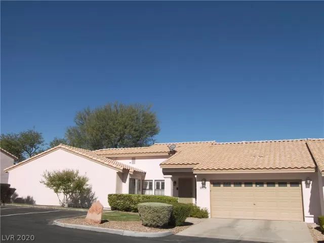 MLS: 2242864 Condo For Sale