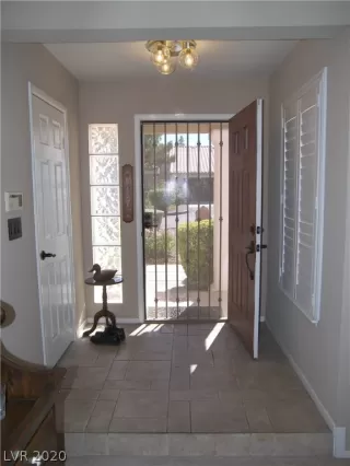 Photo #2: 2242864 Listing 