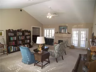 Photo #3: 2242864 Listing 