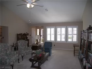 Photo #5: 2242864 Listing 