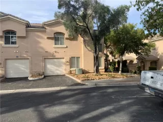 Photo #3: 2242877 Listing 