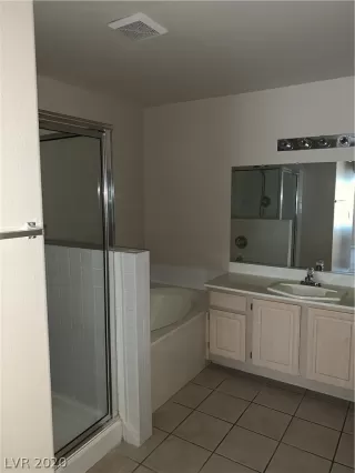 Photo #6: 2242877 Listing 