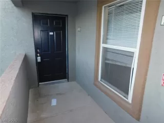 Photo #1: 2242918 Listing