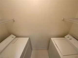 Photo #6: 2242929 Listing 