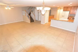 Photo #6: 2242984 Listing