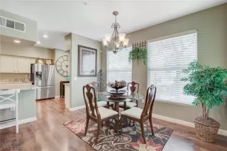 Photo #6: 2243010 Listing