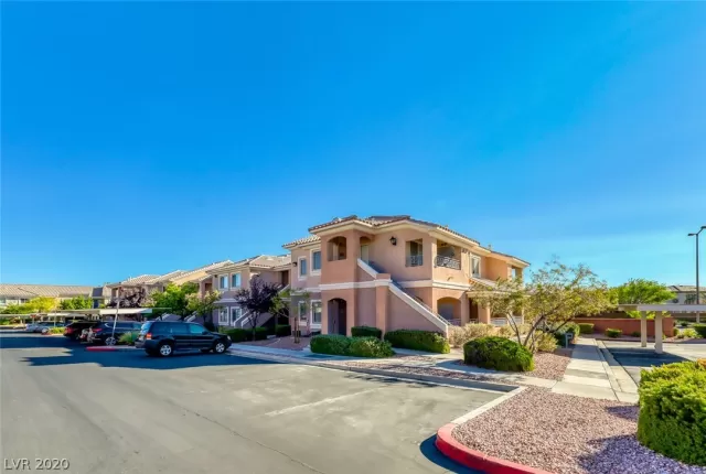 MLS: 2243059 Condo For Sale