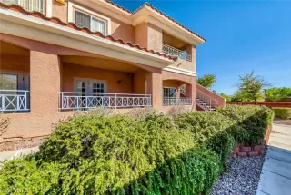 Photo #1: 2243059 Listing 